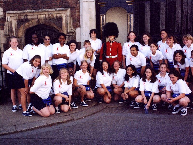 2002 - Texas Girls' Choir Long Tour, London, England - Stephanis is right of the guard.jpg